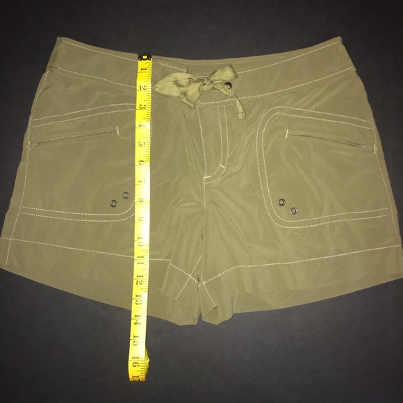 Athleta Shorts | Athleta Khaki Green Shorts Womens 8 | Poshmark